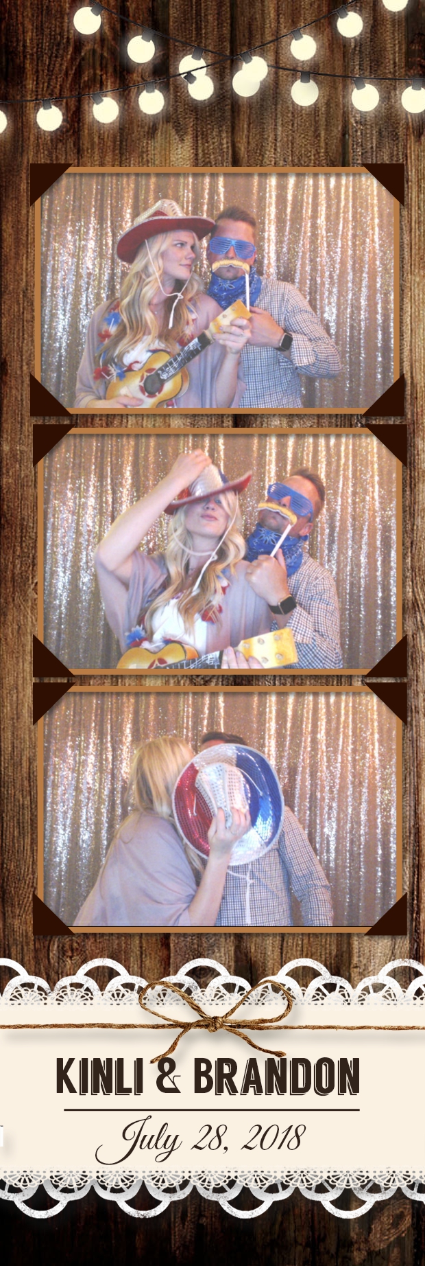 Kinli and Brandon's Wedding | View more photos from the event at gallery.photoboothbillings.com/u/PhotoBoothBillings/Kinli-and-Brandons-Wedding